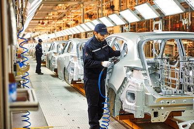 匠心詮釋豪華品質 走進寶沃汽車工業4.0智能工廠